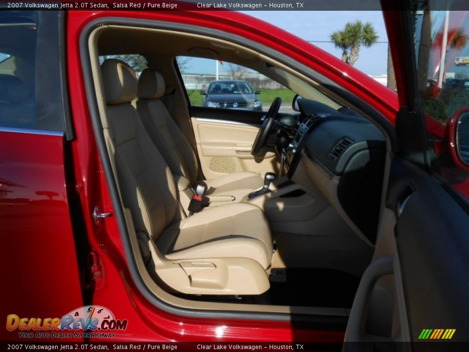 2007 Volkswagen Jetta 2.0T Sedan Salsa Red / Pure Beige Photo #18