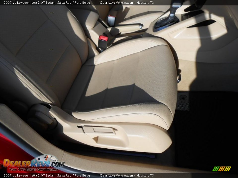 2007 Volkswagen Jetta 2.0T Sedan Salsa Red / Pure Beige Photo #19