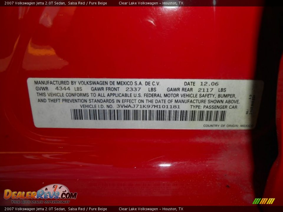 2007 Volkswagen Jetta 2.0T Sedan Salsa Red / Pure Beige Photo #33