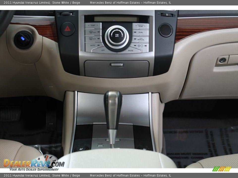 2011 Hyundai Veracruz Limited Stone White / Beige Photo #11
