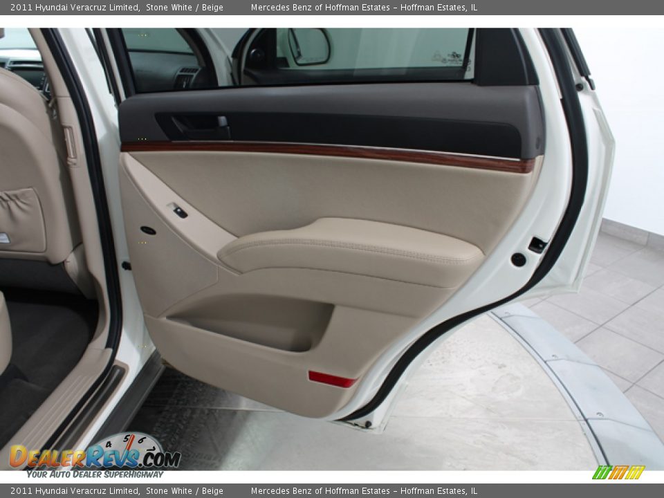 2011 Hyundai Veracruz Limited Stone White / Beige Photo #14