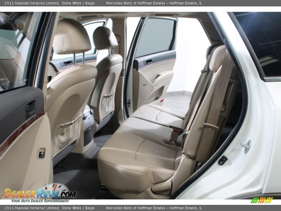 2011 Hyundai Veracruz Limited Stone White / Beige Photo #19