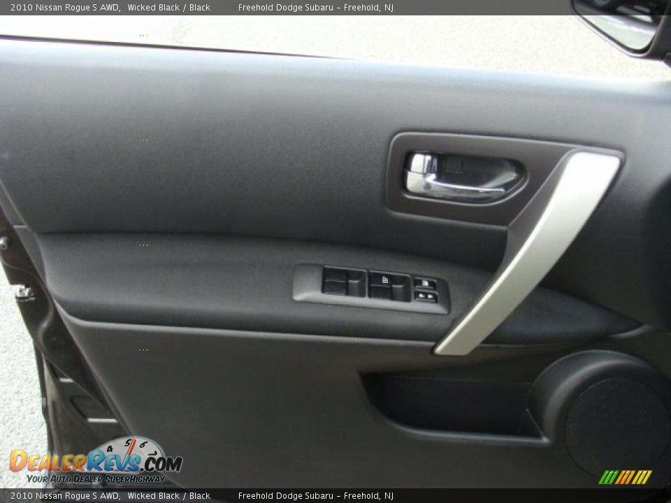 2010 Nissan Rogue S AWD Wicked Black / Black Photo #8