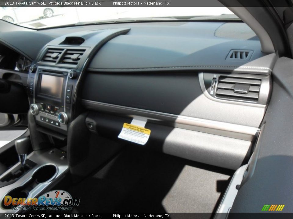 2013 Toyota Camry SE Attitude Black Metallic / Black Photo #18