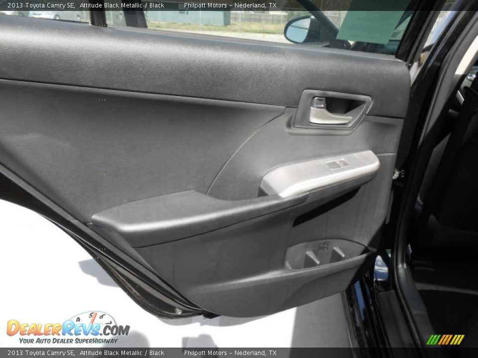 2013 Toyota Camry SE Attitude Black Metallic / Black Photo #19