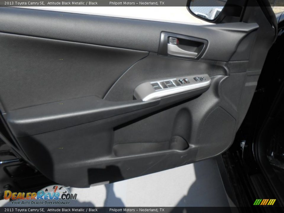 2013 Toyota Camry SE Attitude Black Metallic / Black Photo #21