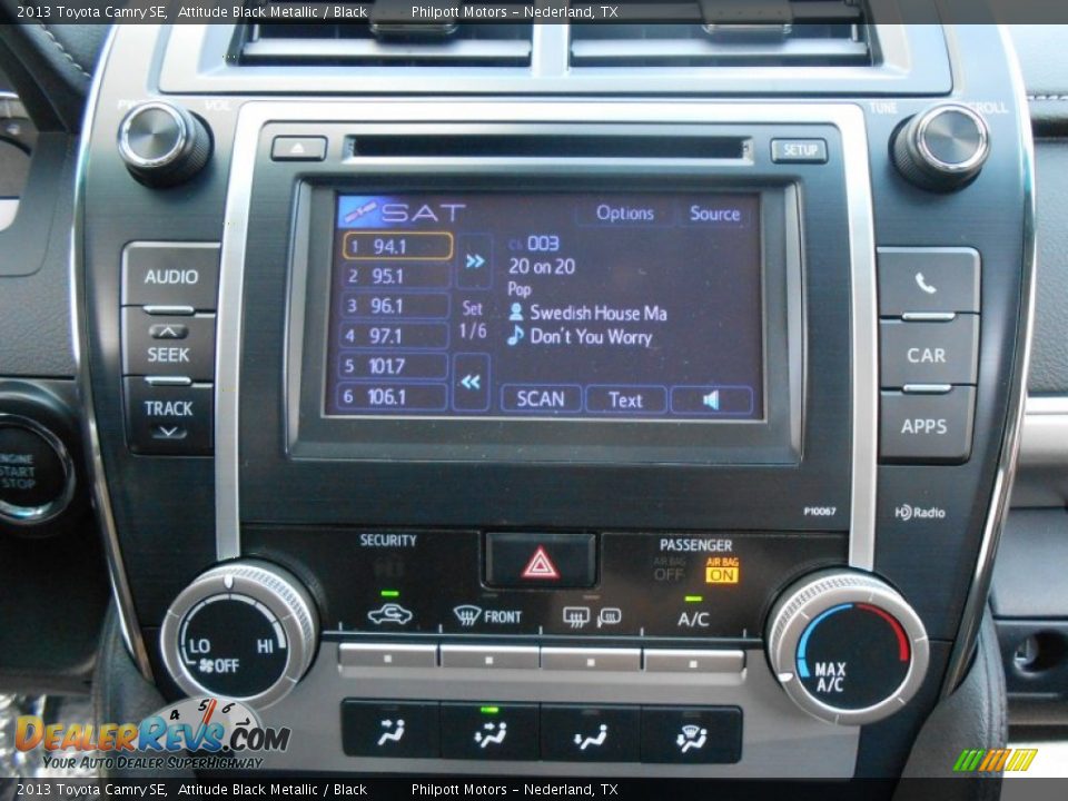 2013 Toyota Camry SE Attitude Black Metallic / Black Photo #28