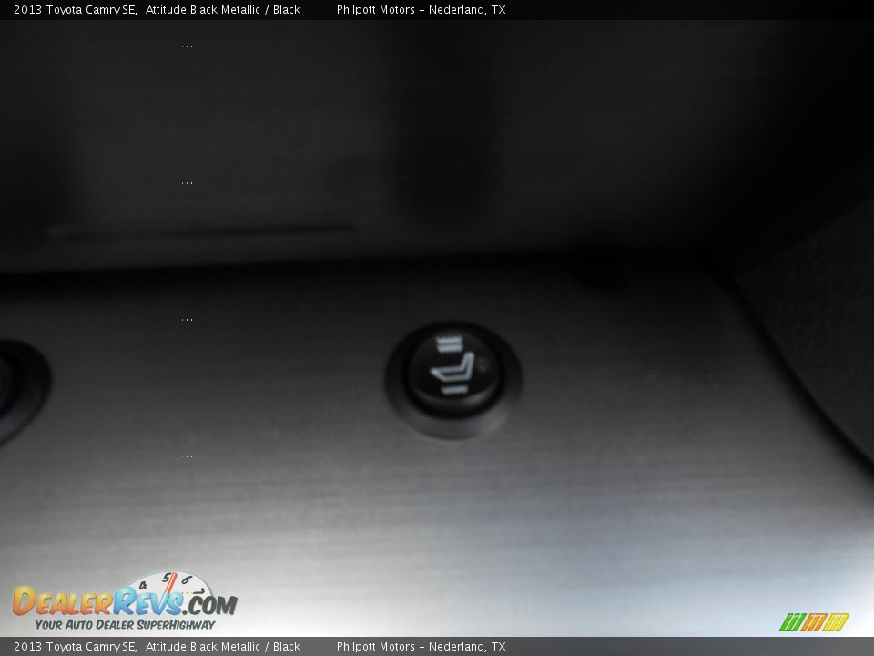 2013 Toyota Camry SE Attitude Black Metallic / Black Photo #30