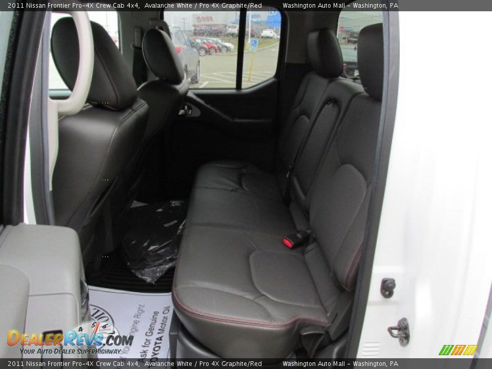 2011 Nissan Frontier Pro-4X Crew Cab 4x4 Avalanche White / Pro 4X Graphite/Red Photo #13