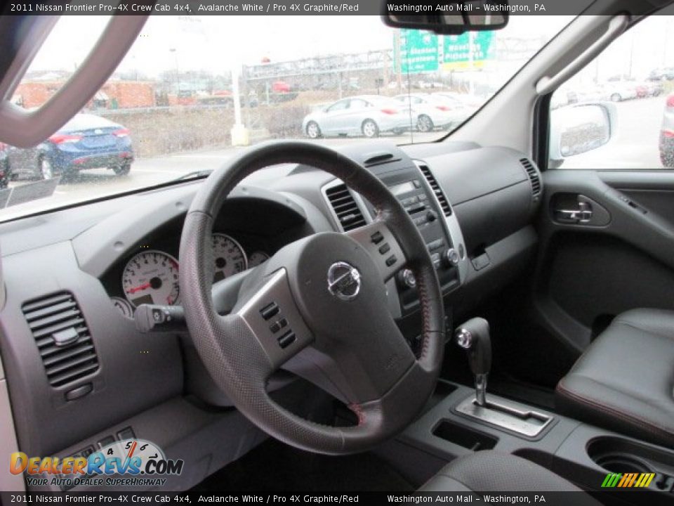 2011 Nissan Frontier Pro-4X Crew Cab 4x4 Avalanche White / Pro 4X Graphite/Red Photo #15