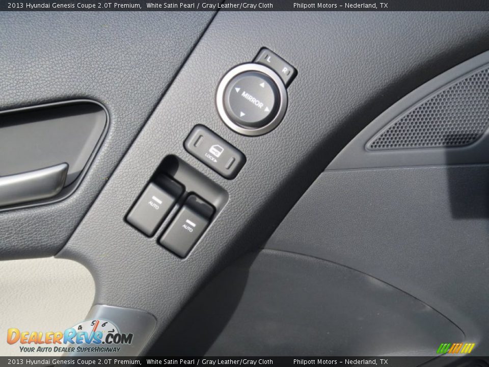 2013 Hyundai Genesis Coupe 2.0T Premium White Satin Pearl / Gray Leather/Gray Cloth Photo #20