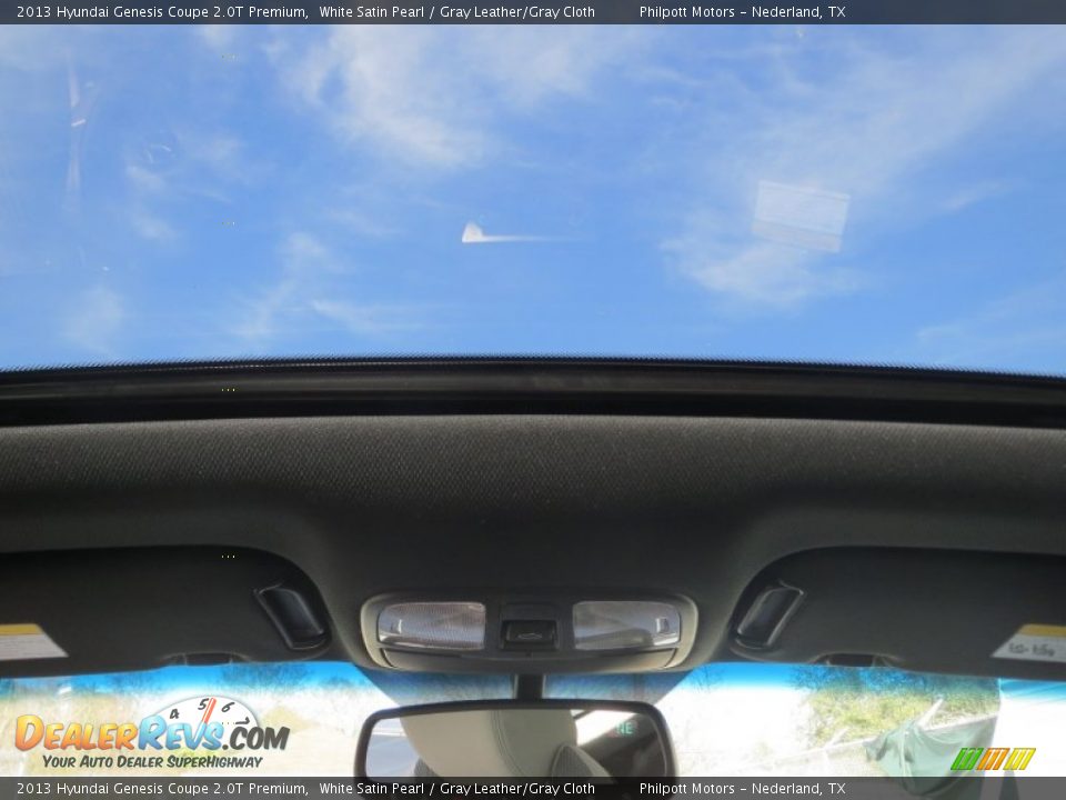 2013 Hyundai Genesis Coupe 2.0T Premium White Satin Pearl / Gray Leather/Gray Cloth Photo #24