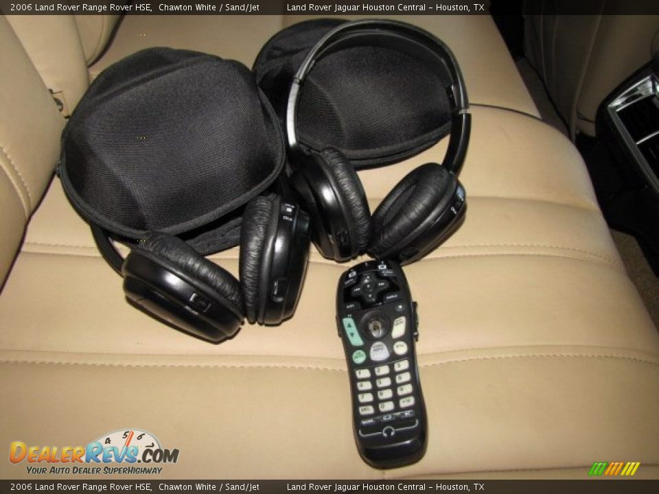 2006 Land Rover Range Rover HSE Chawton White / Sand/Jet Photo #21