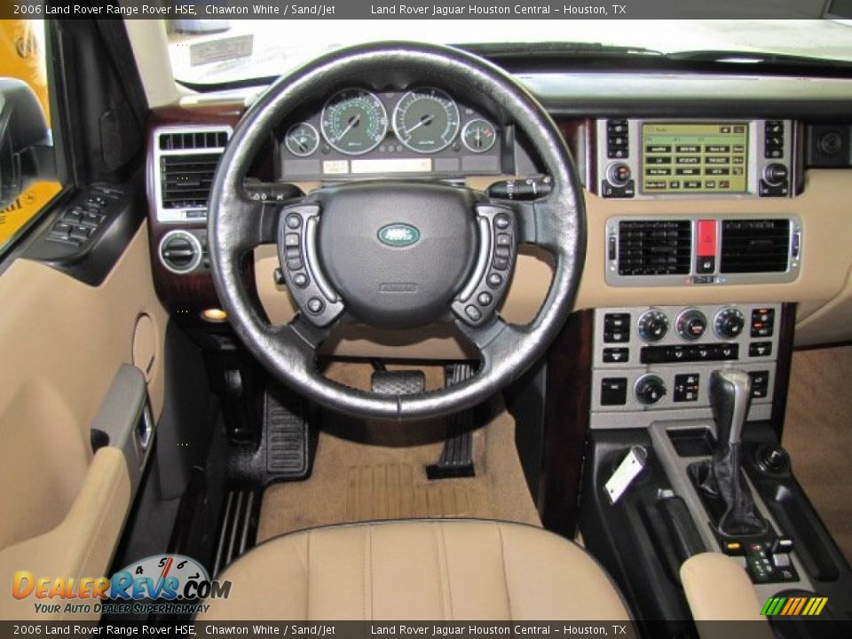 2006 Land Rover Range Rover HSE Chawton White / Sand/Jet Photo #24