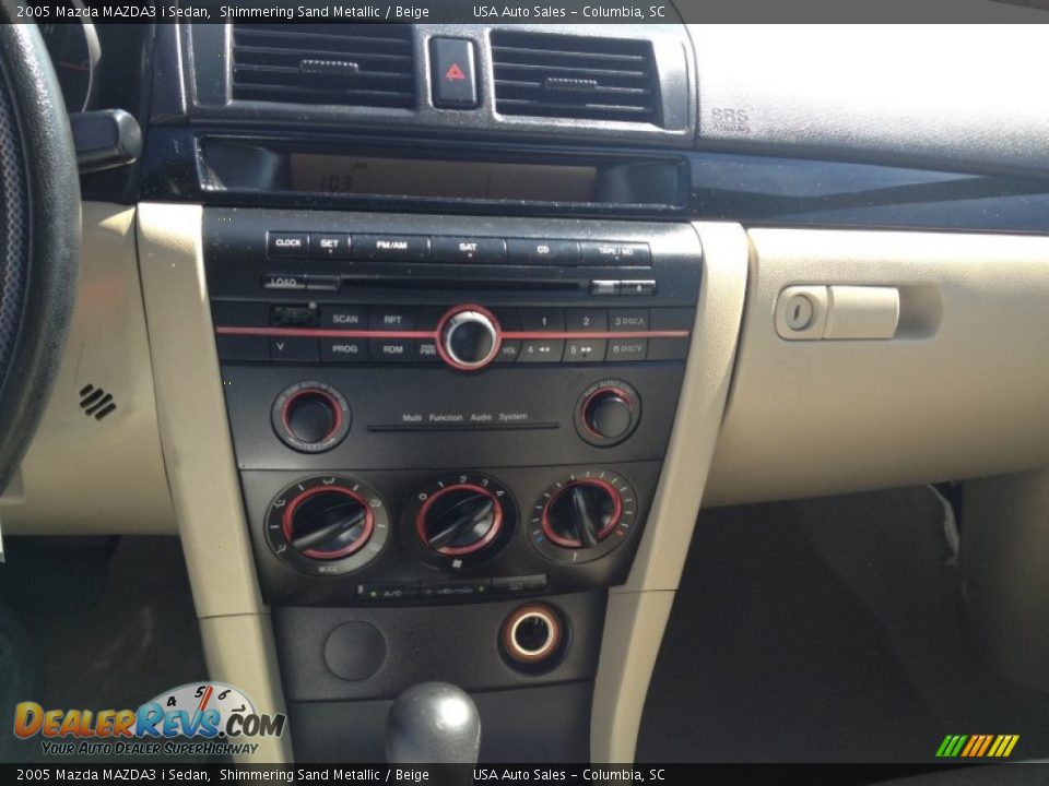2005 Mazda MAZDA3 i Sedan Shimmering Sand Metallic / Beige Photo #13