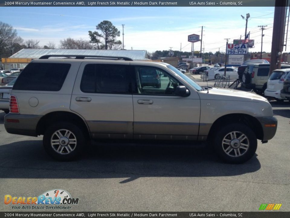 2004 Mercury Mountaineer Convenience AWD Light French Silk Metallic / Medium Dark Parchment Photo #4