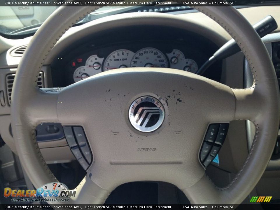 2004 Mercury Mountaineer Convenience AWD Light French Silk Metallic / Medium Dark Parchment Photo #34