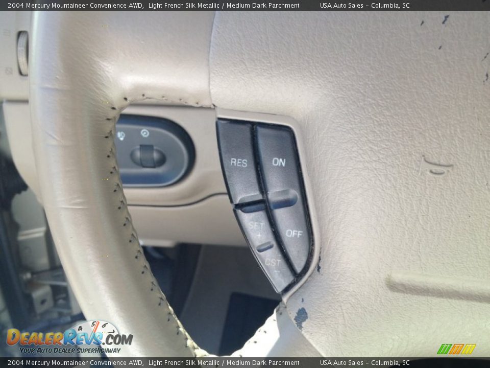 2004 Mercury Mountaineer Convenience AWD Light French Silk Metallic / Medium Dark Parchment Photo #36