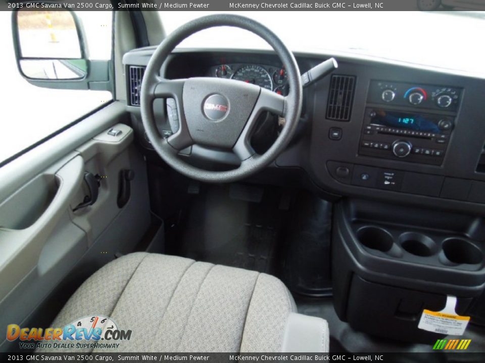 2013 GMC Savana Van 2500 Cargo Summit White / Medium Pewter Photo #17