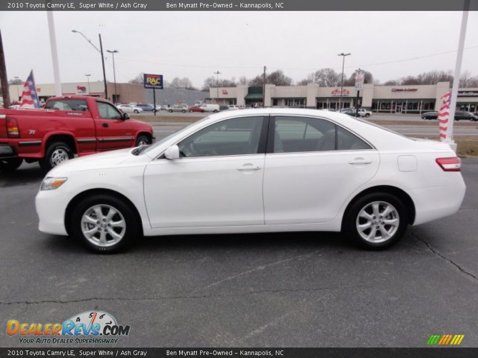 2010 Toyota Camry LE Super White / Ash Gray Photo #2