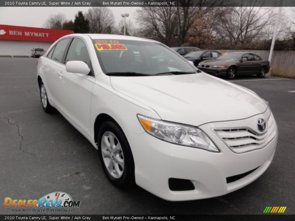 2010 Toyota Camry LE Super White / Ash Gray Photo #6