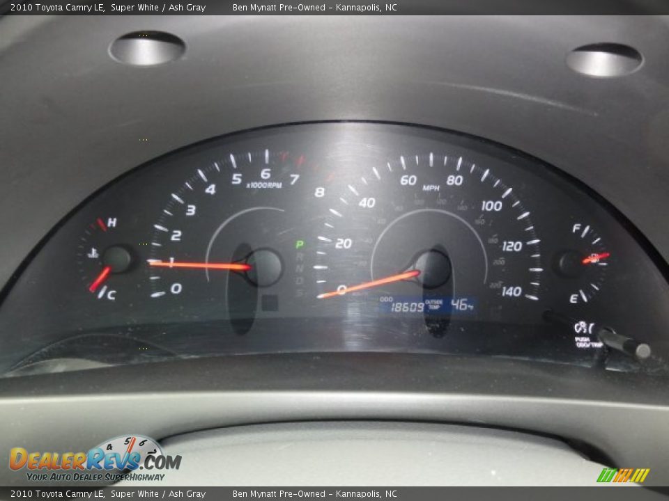 2010 Toyota Camry LE Super White / Ash Gray Photo #15