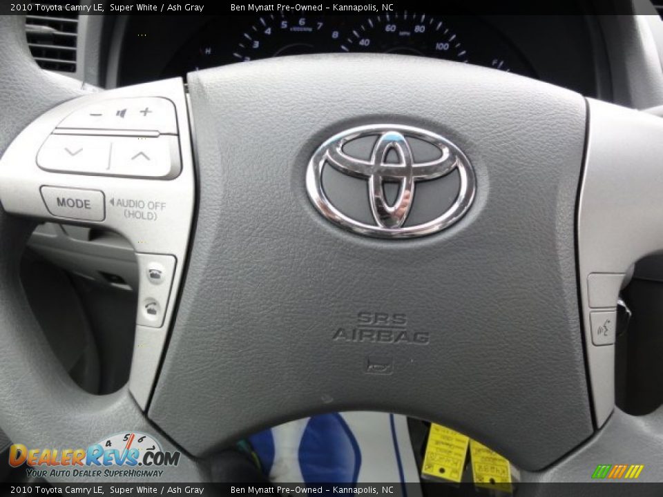 2010 Toyota Camry LE Super White / Ash Gray Photo #16