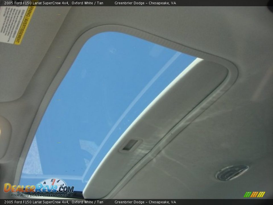 2005 Ford F150 Lariat SuperCrew 4x4 Oxford White / Tan Photo #12