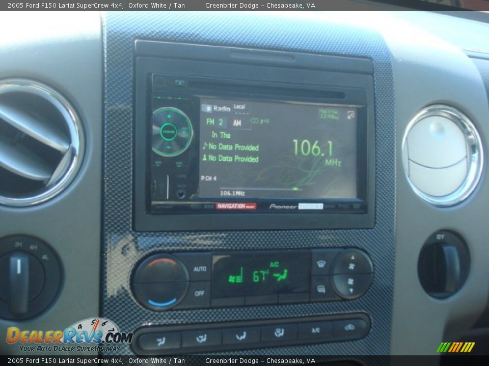 2005 Ford F150 Lariat SuperCrew 4x4 Oxford White / Tan Photo #24