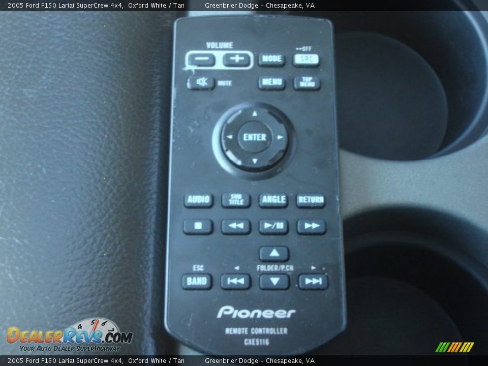 2005 Ford F150 Lariat SuperCrew 4x4 Oxford White / Tan Photo #27