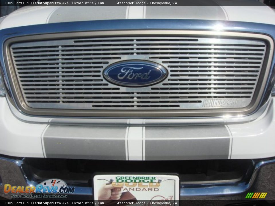 2005 Ford F150 Lariat SuperCrew 4x4 Oxford White / Tan Photo #33