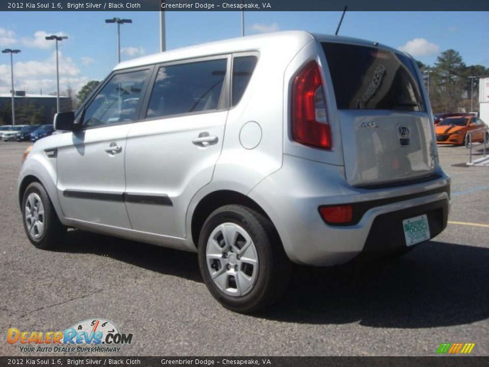 2012 Kia Soul 1.6 Bright Silver / Black Cloth Photo #3