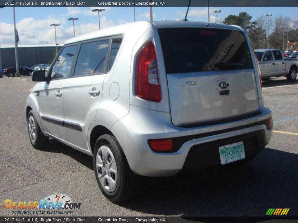 2012 Kia Soul 1.6 Bright Silver / Black Cloth Photo #4