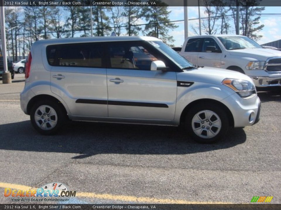 2012 Kia Soul 1.6 Bright Silver / Black Cloth Photo #6