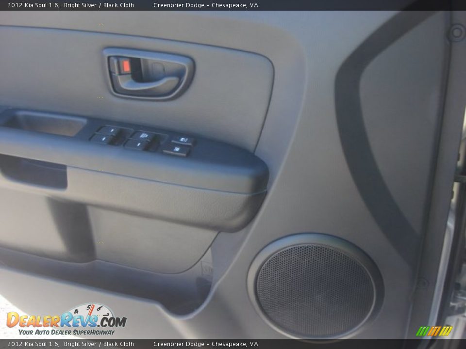 2012 Kia Soul 1.6 Bright Silver / Black Cloth Photo #14