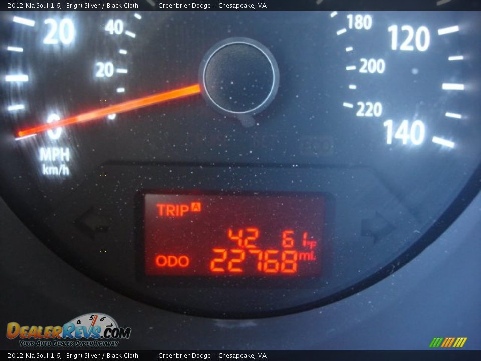 2012 Kia Soul 1.6 Bright Silver / Black Cloth Photo #19