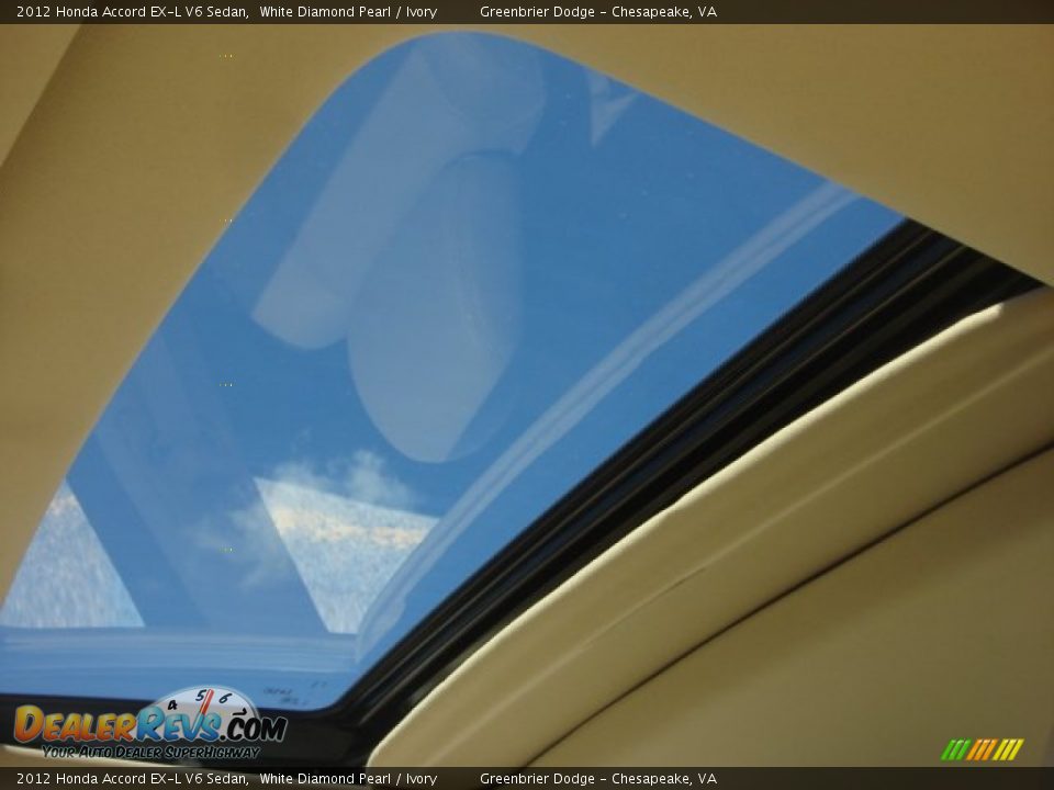 2012 Honda Accord EX-L V6 Sedan White Diamond Pearl / Ivory Photo #16