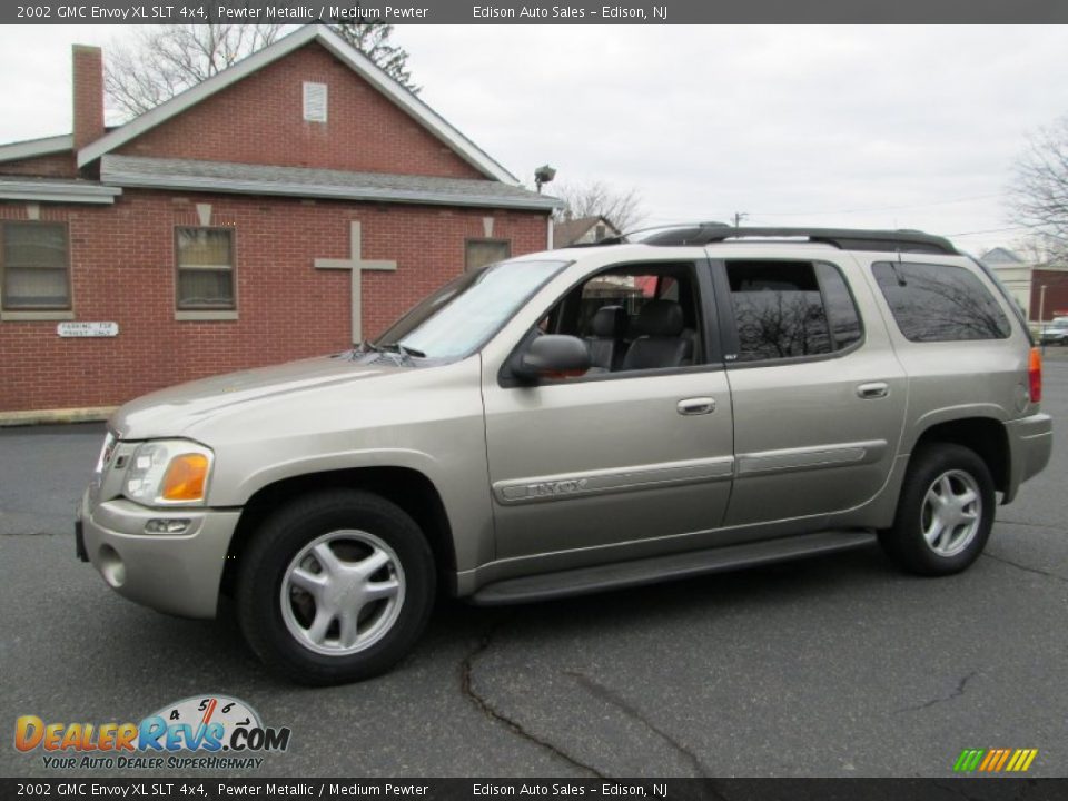 Front 3/4 View of 2002 GMC Envoy XL SLT 4x4 Photo #1