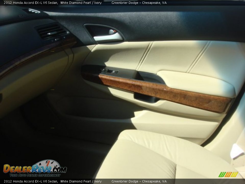 2012 Honda Accord EX-L V6 Sedan White Diamond Pearl / Ivory Photo #26