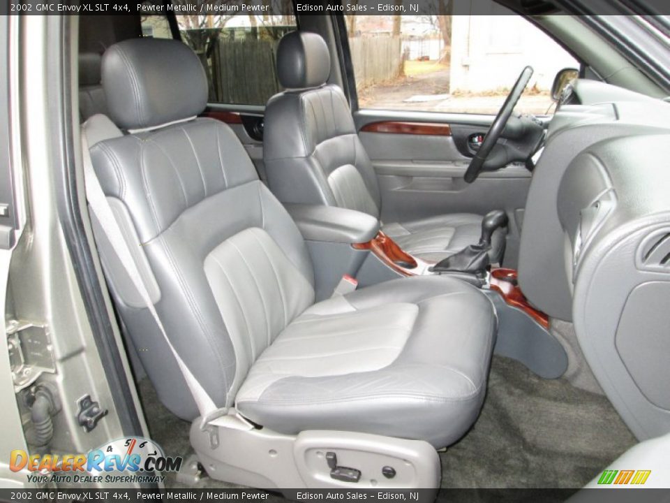 Front Seat of 2002 GMC Envoy XL SLT 4x4 Photo #14