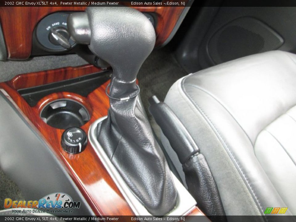 2002 GMC Envoy XL SLT 4x4 Shifter Photo #23