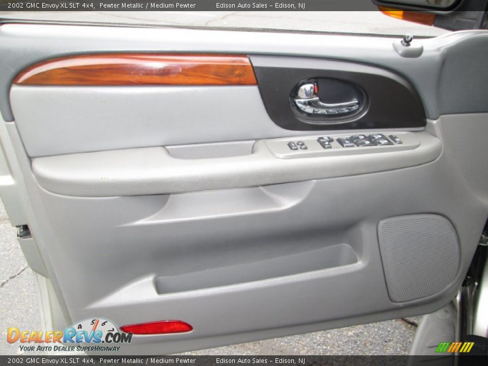 Door Panel of 2002 GMC Envoy XL SLT 4x4 Photo #29
