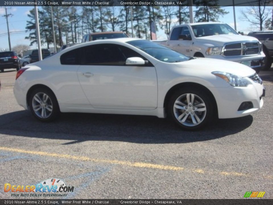 2010 Nissan Altima 2.5 S Coupe Winter Frost White / Charcoal Photo #7