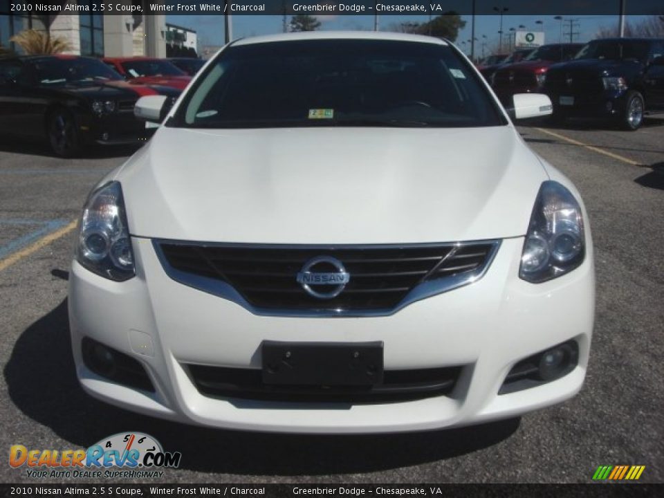 2010 Nissan Altima 2.5 S Coupe Winter Frost White / Charcoal Photo #9