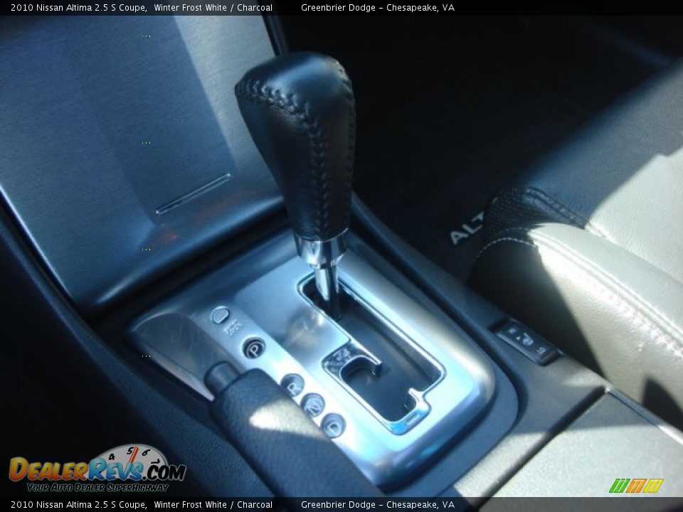 2010 Nissan Altima 2.5 S Coupe Winter Frost White / Charcoal Photo #22