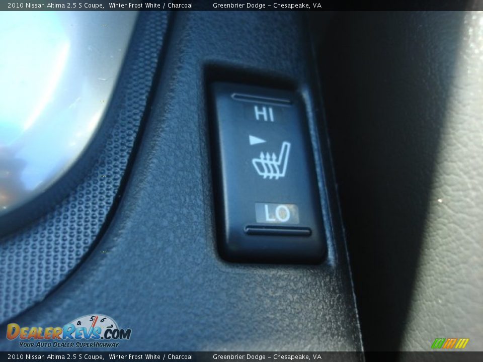 2010 Nissan Altima 2.5 S Coupe Winter Frost White / Charcoal Photo #23