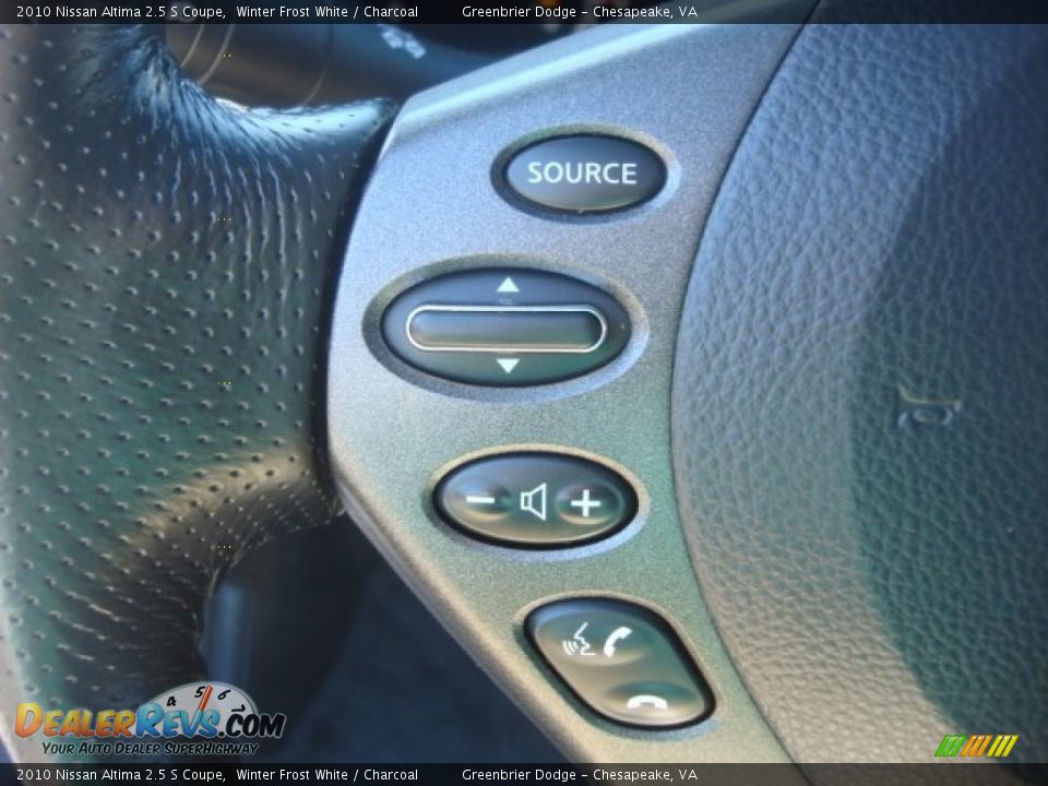 2010 Nissan Altima 2.5 S Coupe Winter Frost White / Charcoal Photo #24