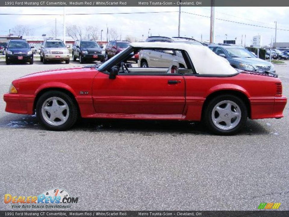 1991 Ford Mustang GT Convertible Medium Red / White/Scarlet Red Photo #6