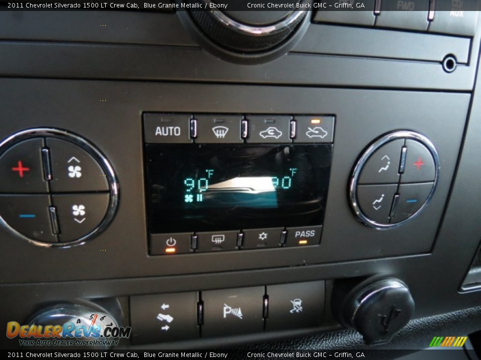 2011 Chevrolet Silverado 1500 LT Crew Cab Blue Granite Metallic / Ebony Photo #22