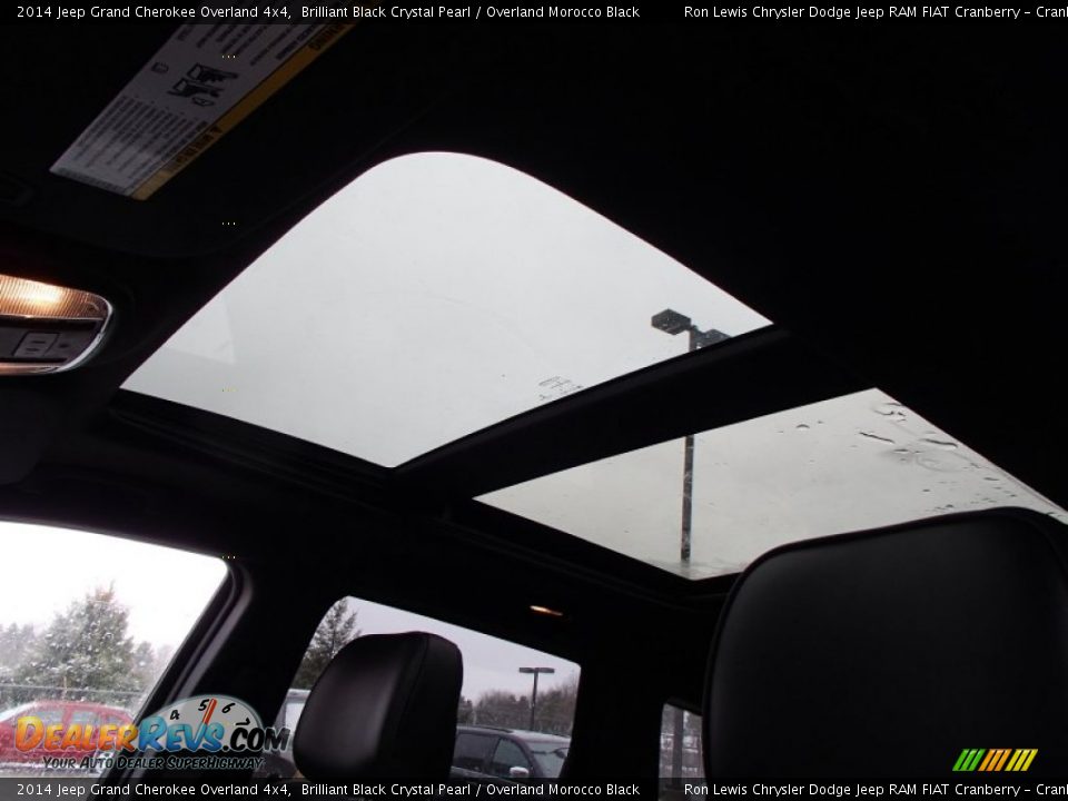 Sunroof of 2014 Jeep Grand Cherokee Overland 4x4 Photo #15